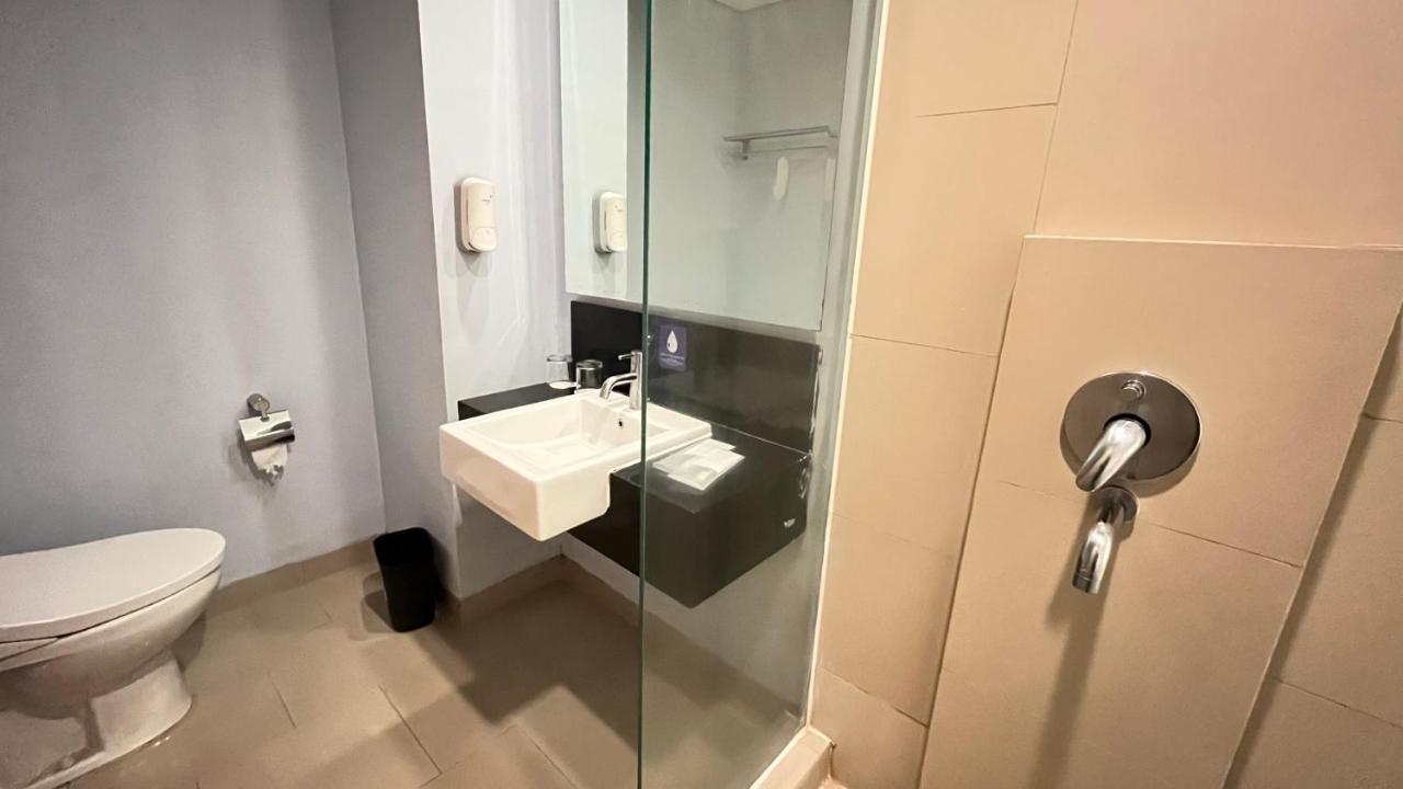 Luminor Hotel Metro Indah - Bandung By Wh Cicadas Zewnętrze zdjęcie