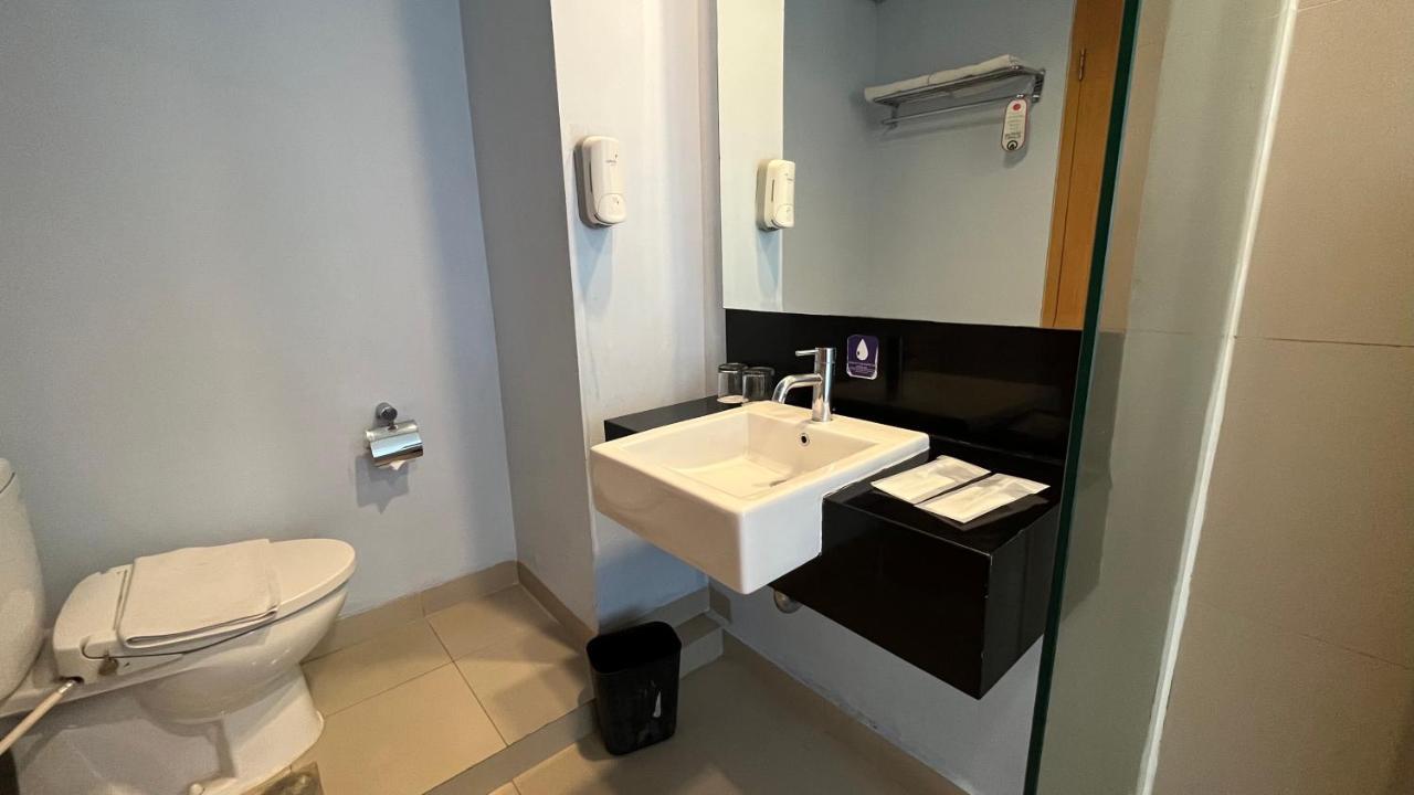 Luminor Hotel Metro Indah - Bandung By Wh Cicadas Zewnętrze zdjęcie