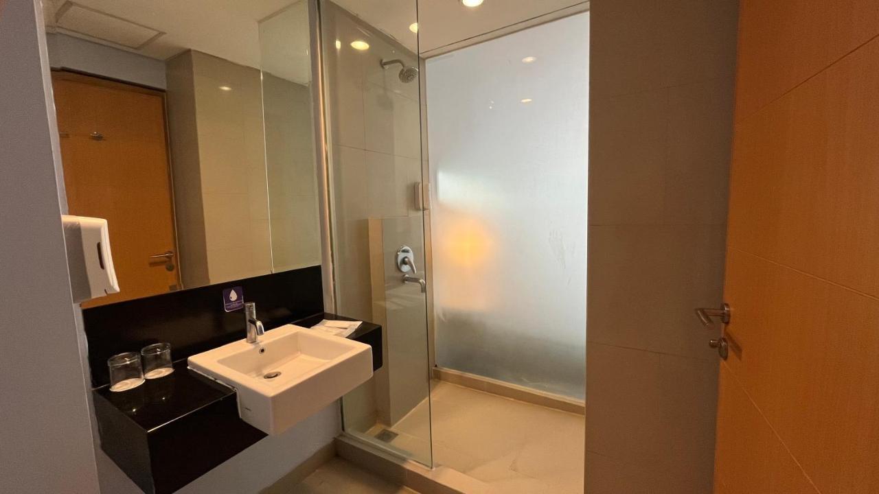 Luminor Hotel Metro Indah - Bandung By Wh Cicadas Zewnętrze zdjęcie