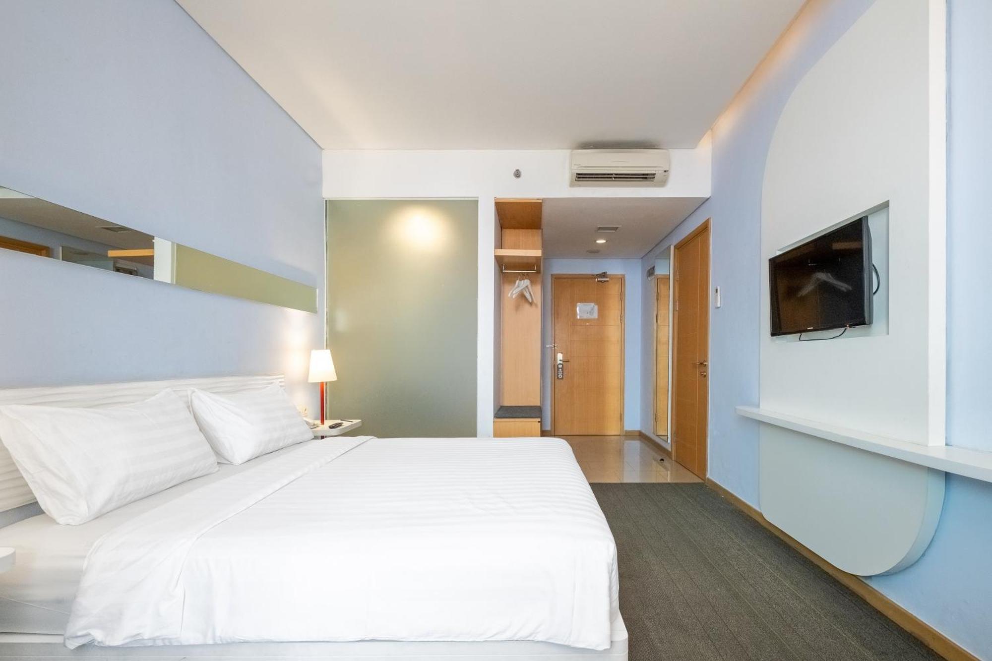 Luminor Hotel Metro Indah - Bandung By Wh Cicadas Zewnętrze zdjęcie